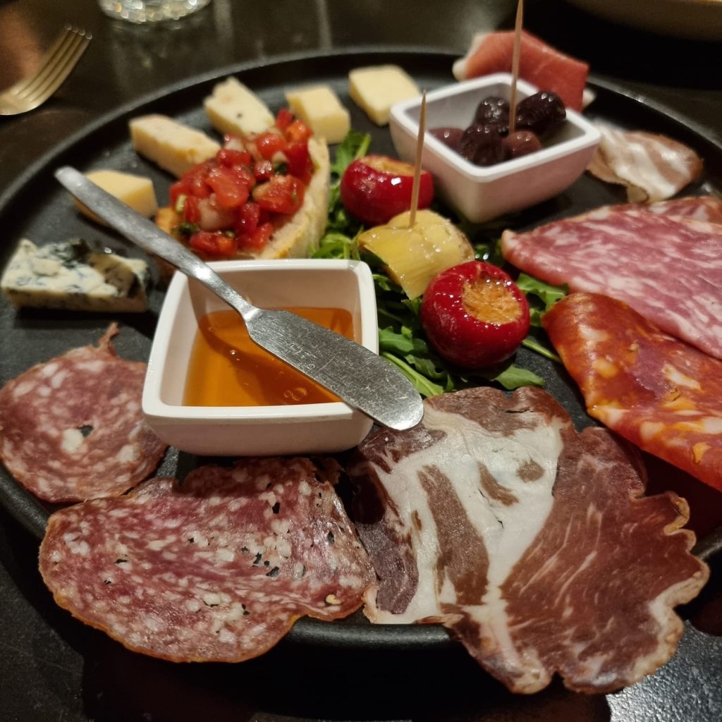 01498c005e8f3e7ad3d220eedcb5756a8286a4d0f4